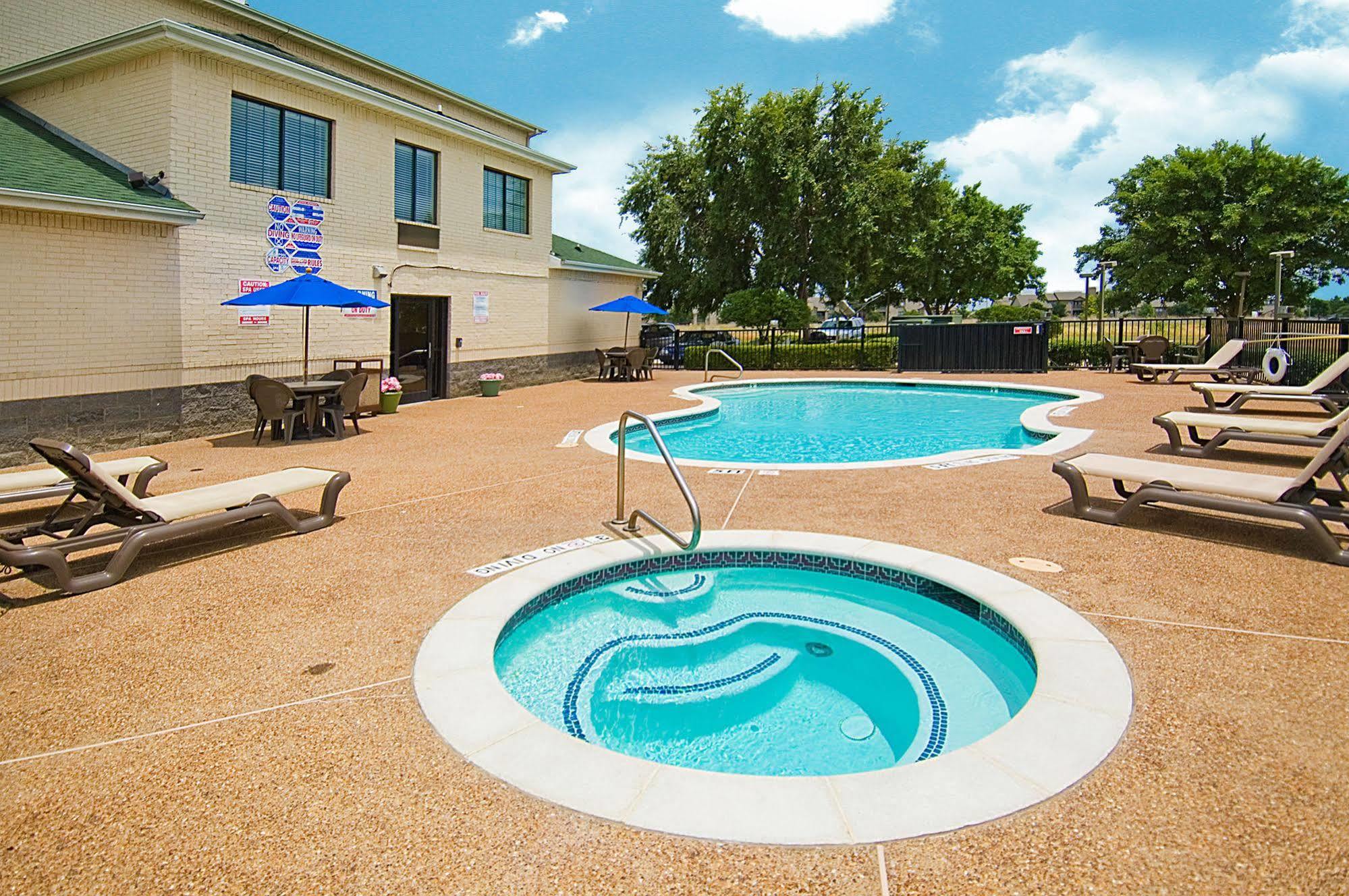 פורט וורת' Quality Inn & Suites מראה חיצוני תמונה